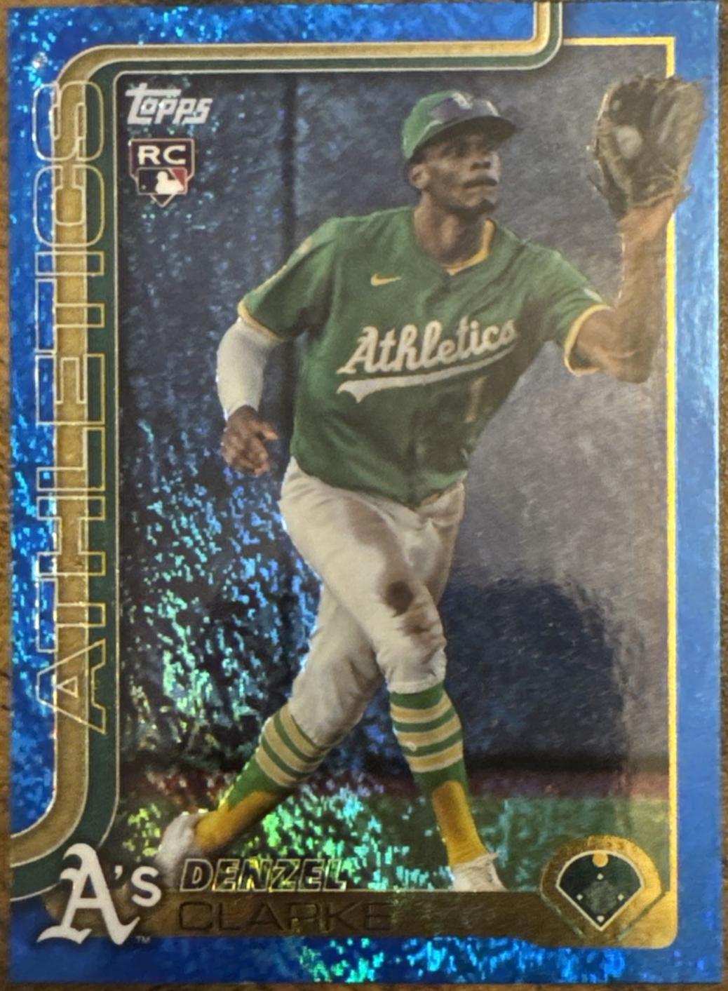 Denzel Clarke [Blue Rainbow Foil] #US14