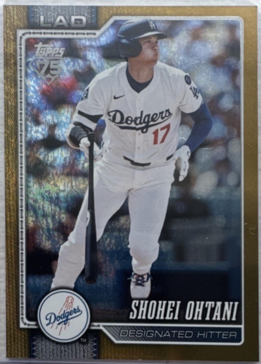 Shohei Ohtani [Gold Holo] #200