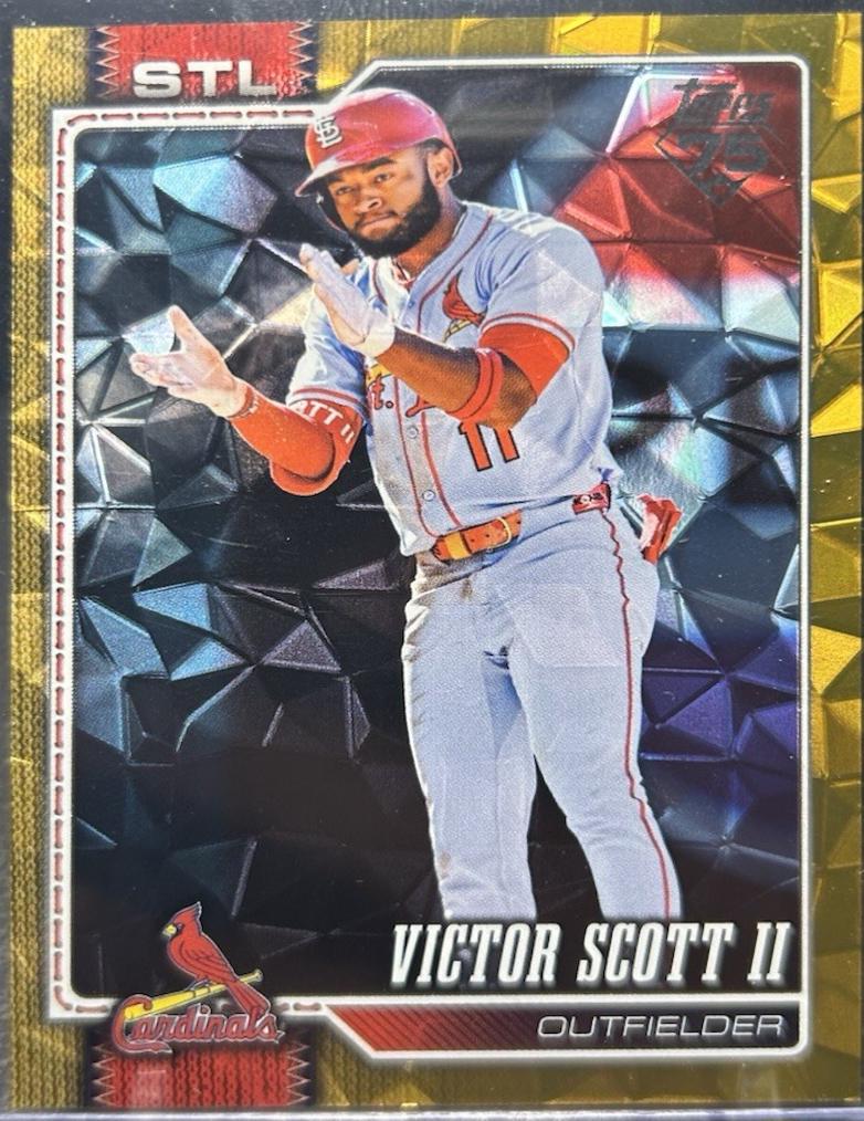 Victor Scott II [Gold Diamante] #221