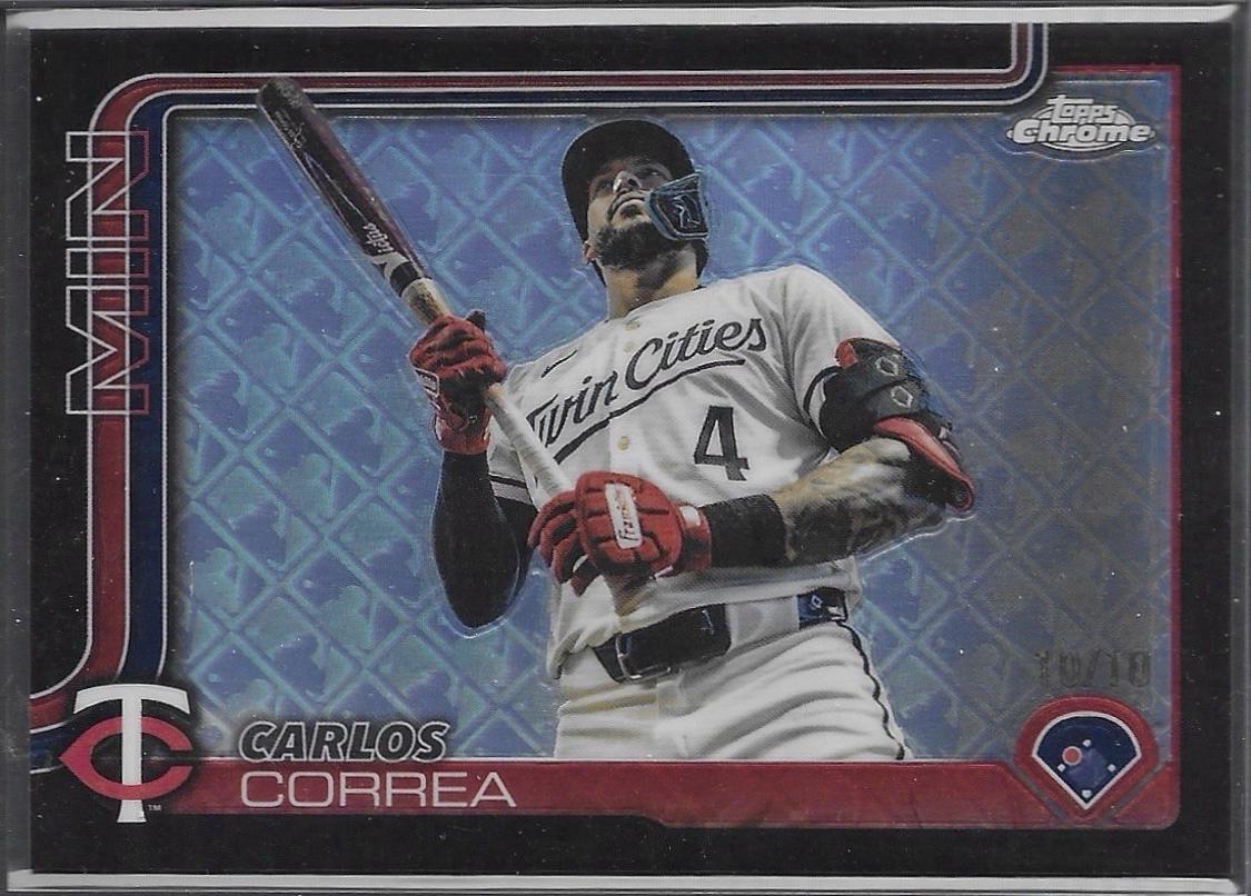 Carlos Correa [Black Refractor] #204