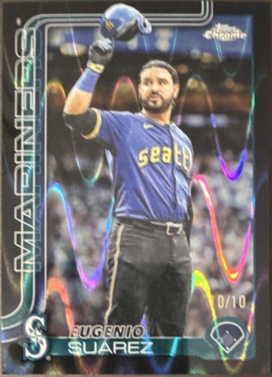 Eugenio Suarez [Black RayWave Refractor] #USC125