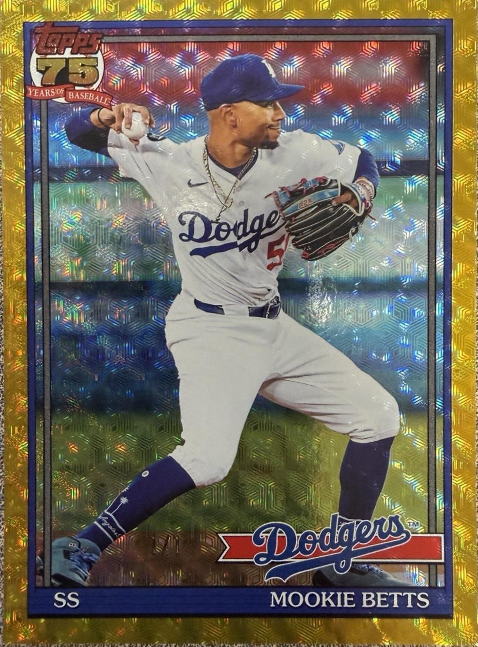 Mookie Betts [Foilfractor] #T91-21