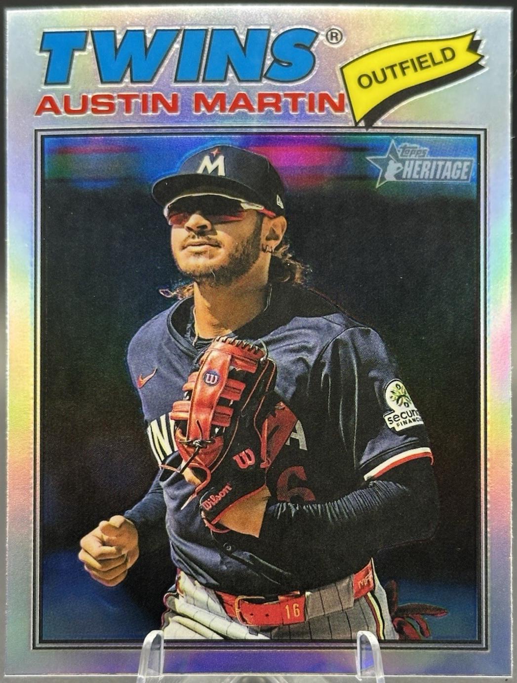 Austin Martin [Refractor Chrome] #44