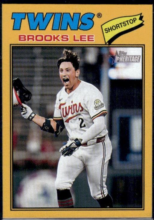 Brooks Lee [Gold Bordered Chrome] #60