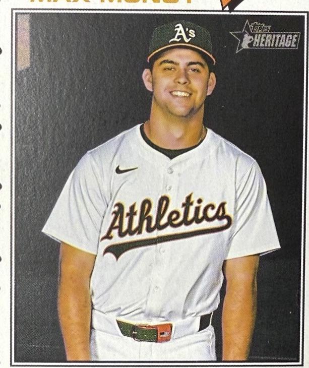 Max Muncy [Deckle Edge] #105