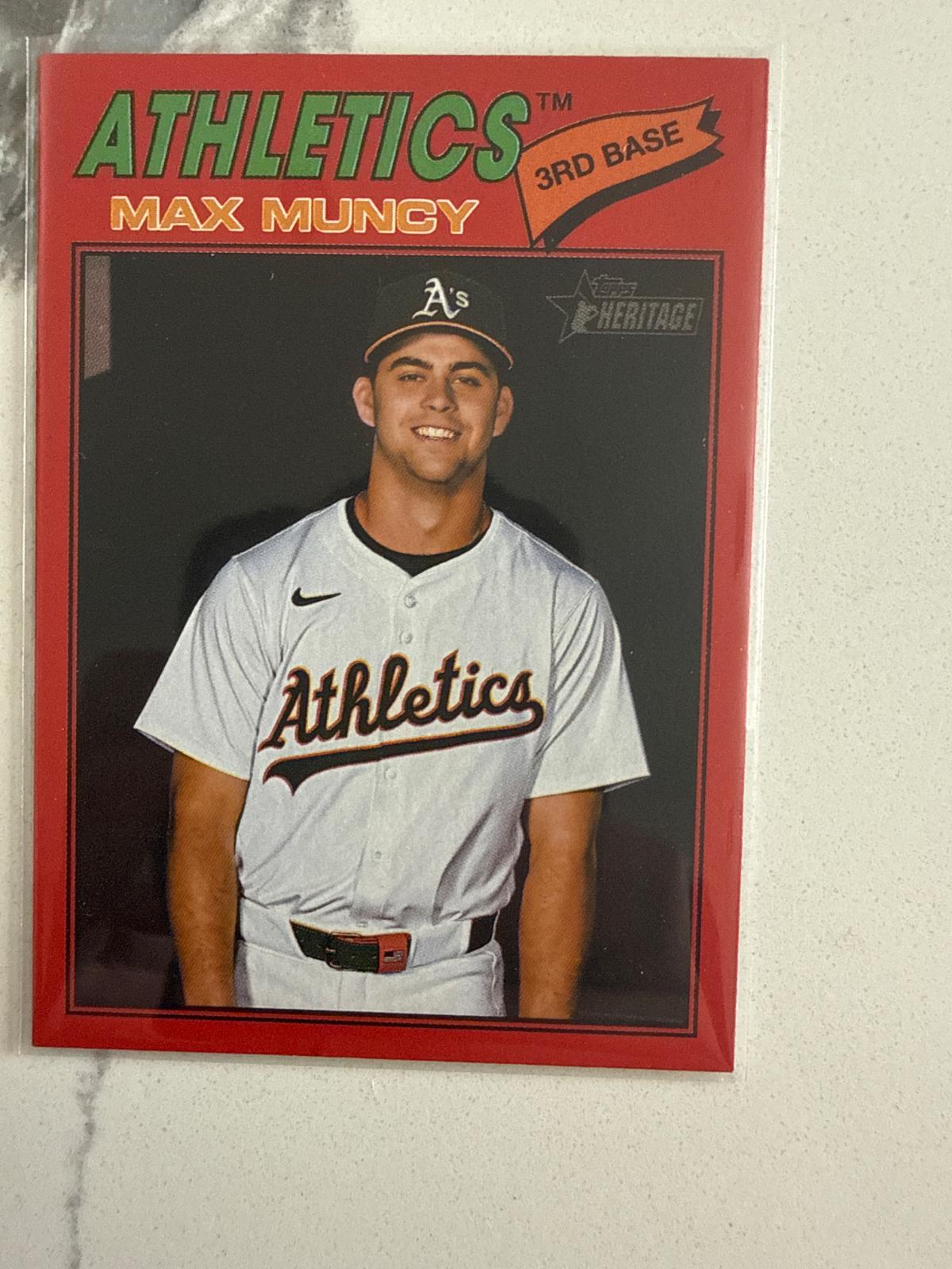 Max Muncy [Red Bordered] #105