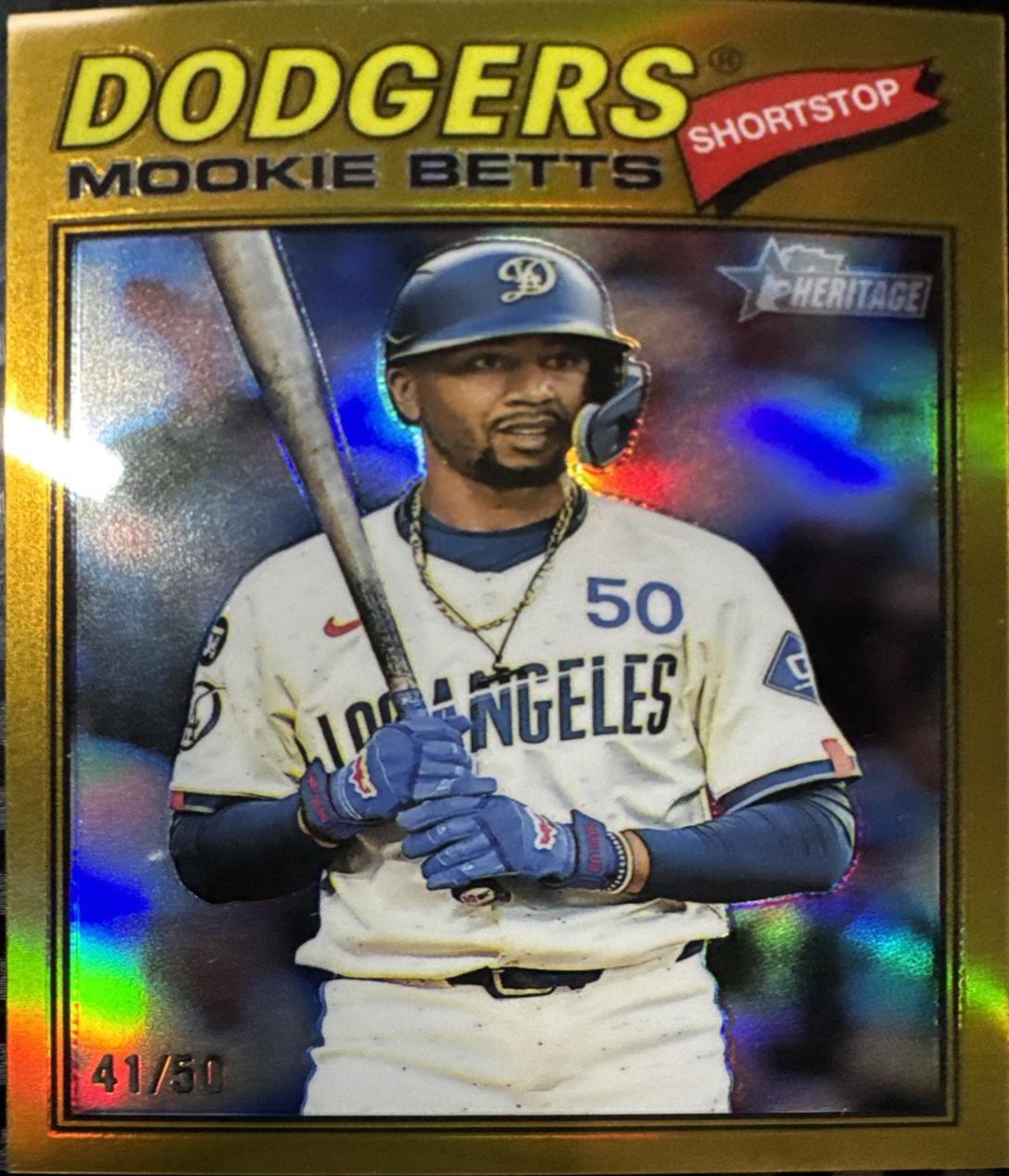 Mookie Betts [Gold Bordered Chrome] #12