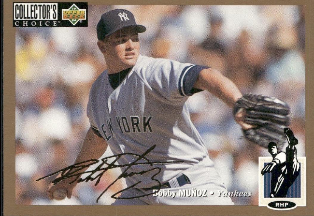 Bobby Munoz [Gold Signature] #214