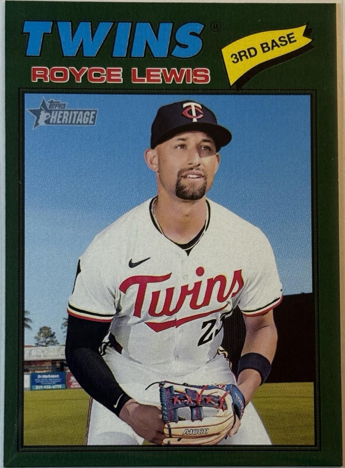 Royce Lewis [Dark Green Bordered] #85