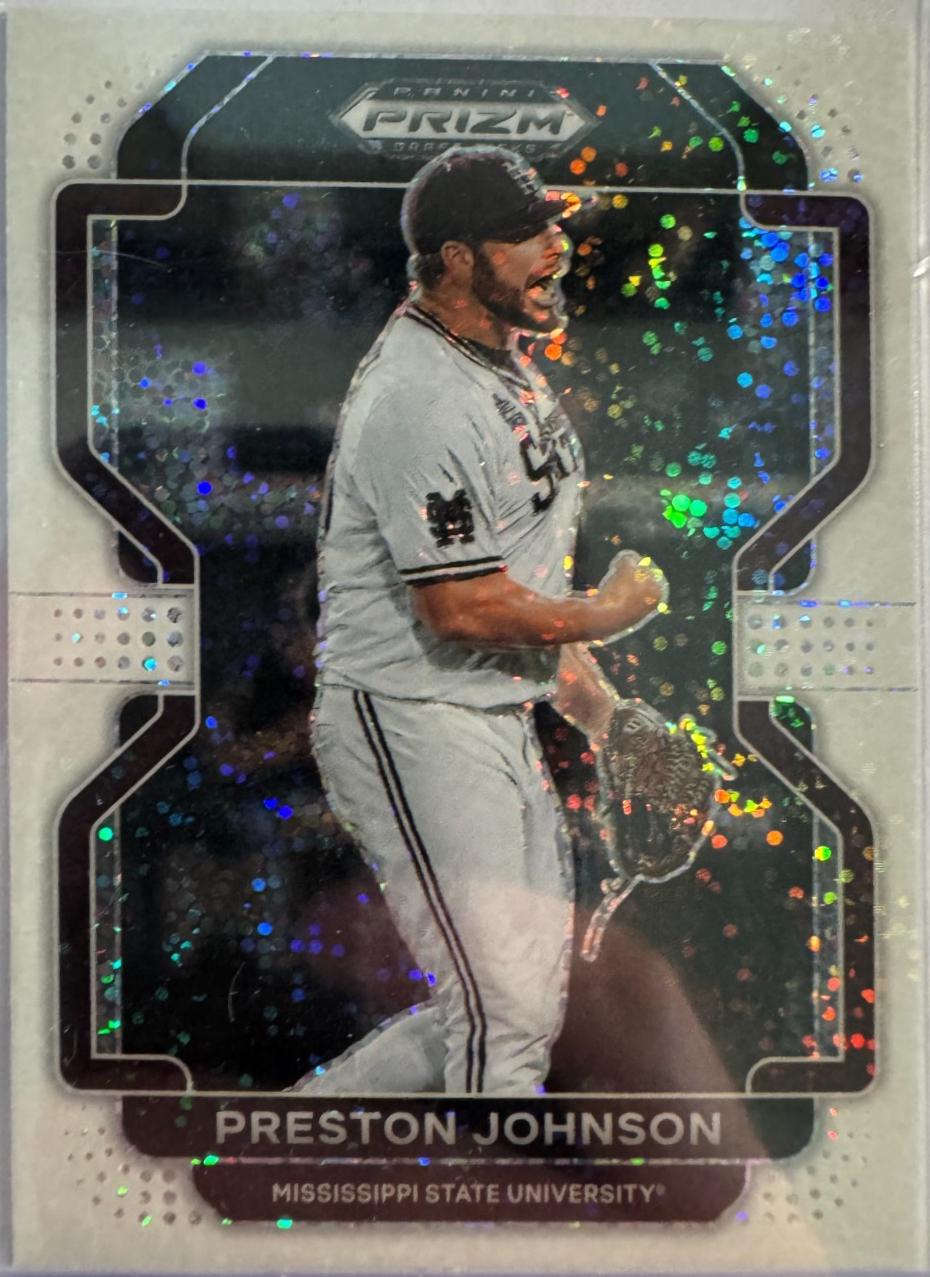 Romy Gonzalez [White Sparkle Prizm] #197
