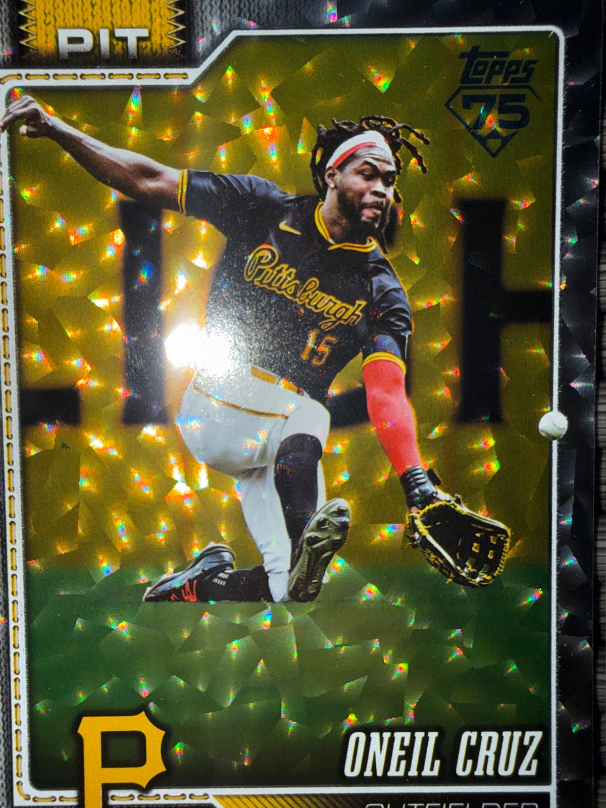 Oneil Cruz [Silver Crackleboard] #246