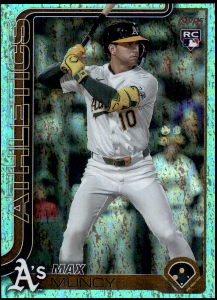 Max Muncy [Holo Aqua Foil] #US250