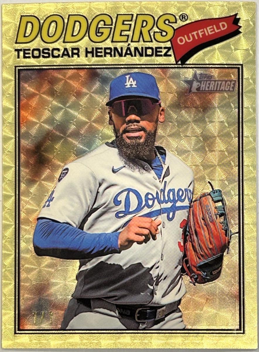 Teoscar Hernandez [Superfractor Chrome] #93