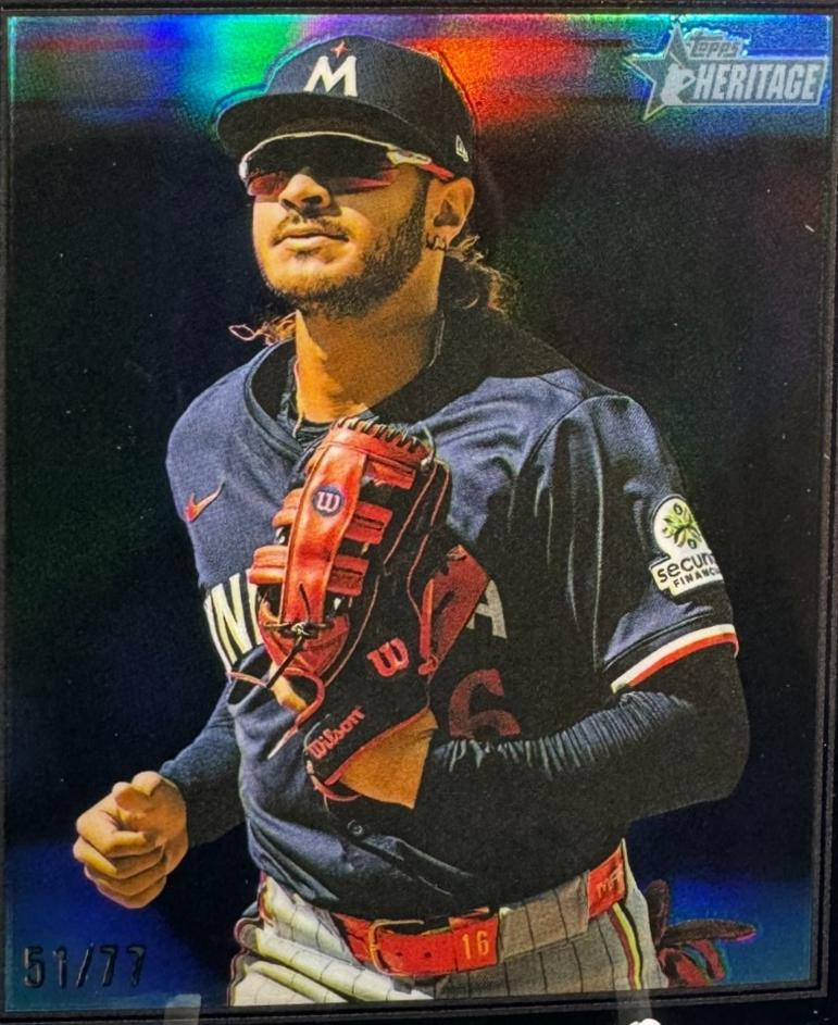 Austin Martin [Black Bordered Chrome] #44