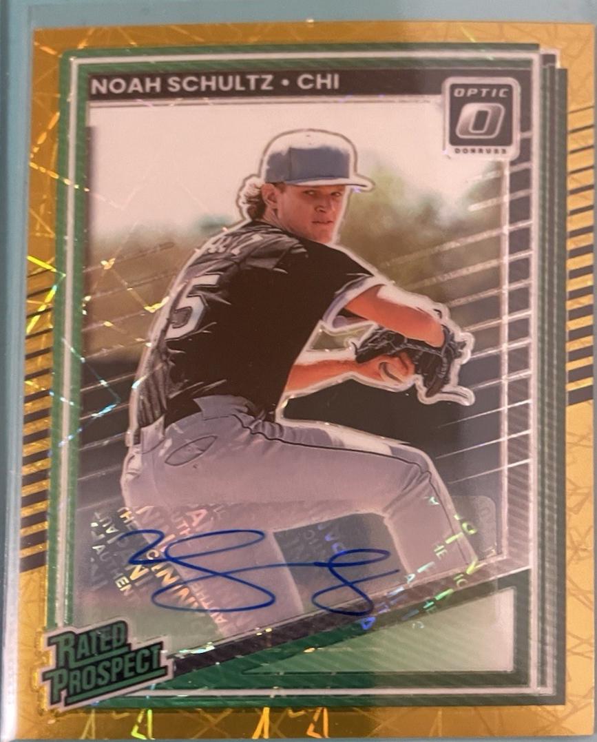 Noah Schultz [Gold Velocity Optic Signature] #200