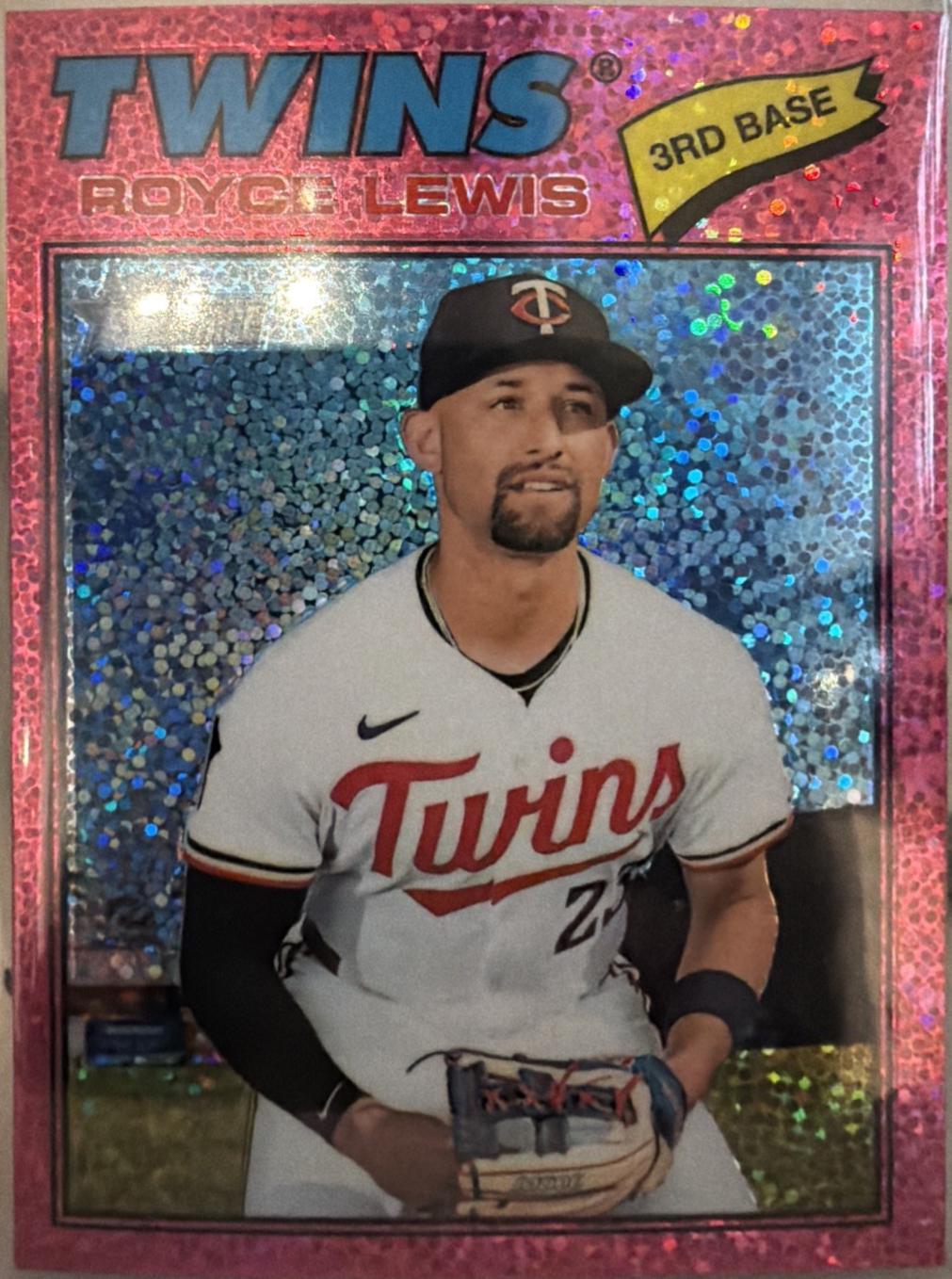 Royce Lewis [Pink Sparkle Chrome] #85