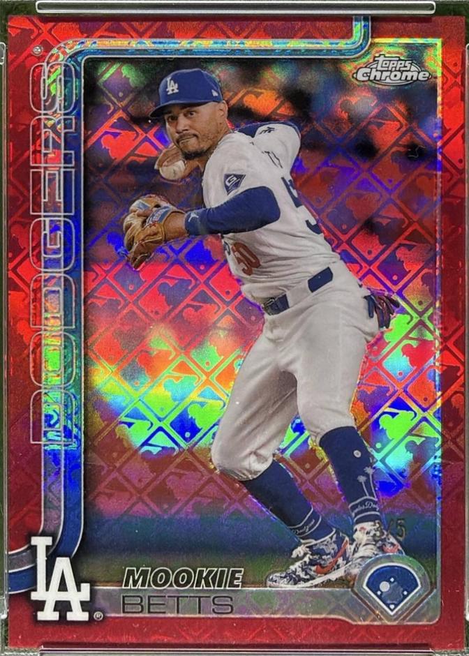 Mookie Betts [Red Refractor] #50
