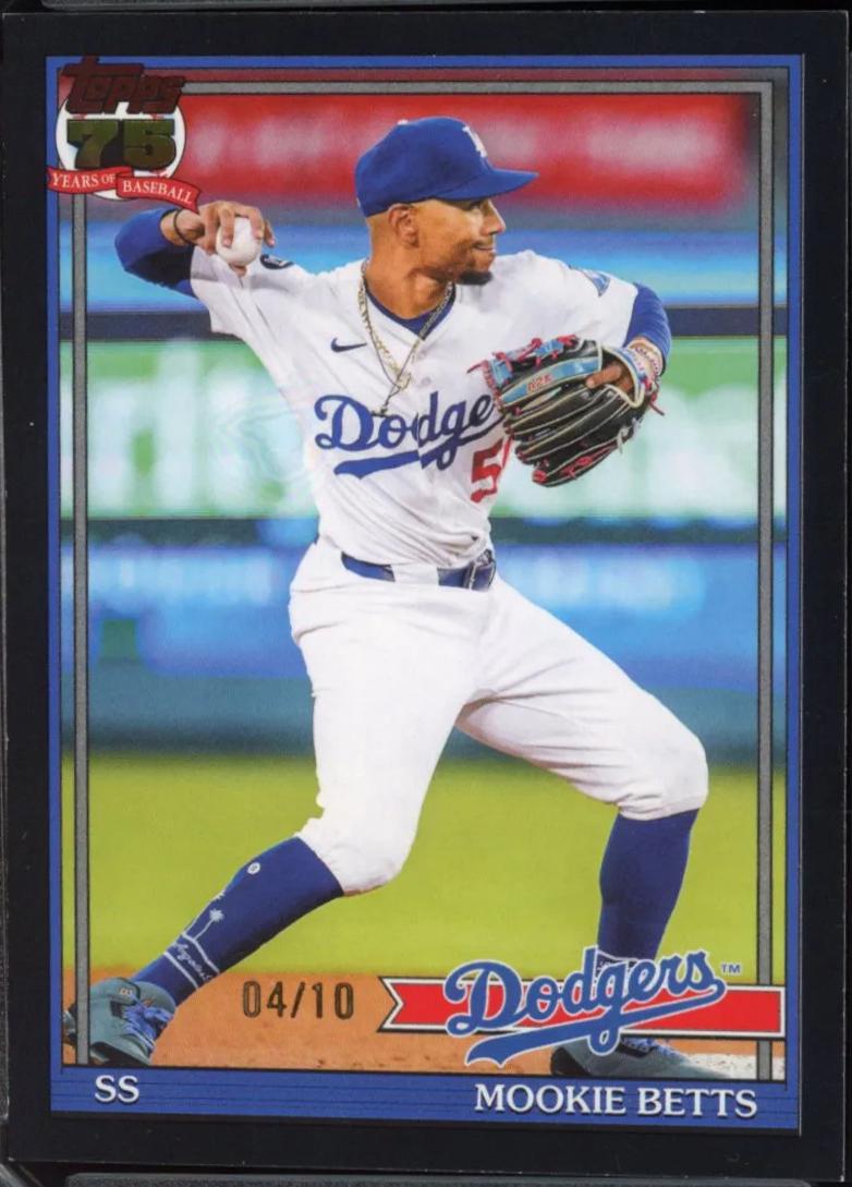 Mookie Betts [Black] #T91-21