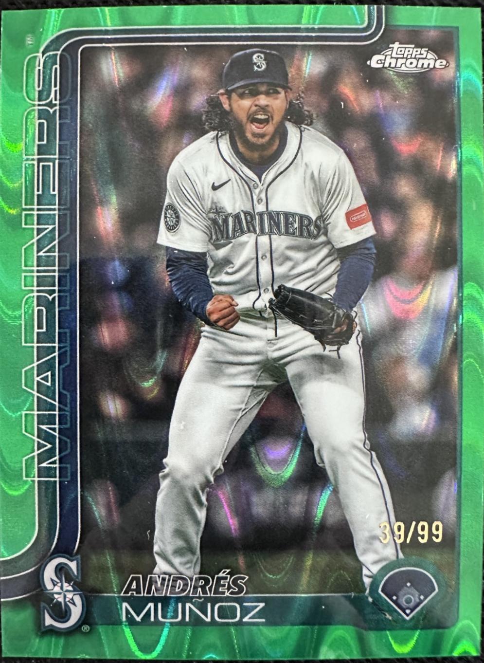 Andres Munoz [Green RayWave Refractor] #USC108
