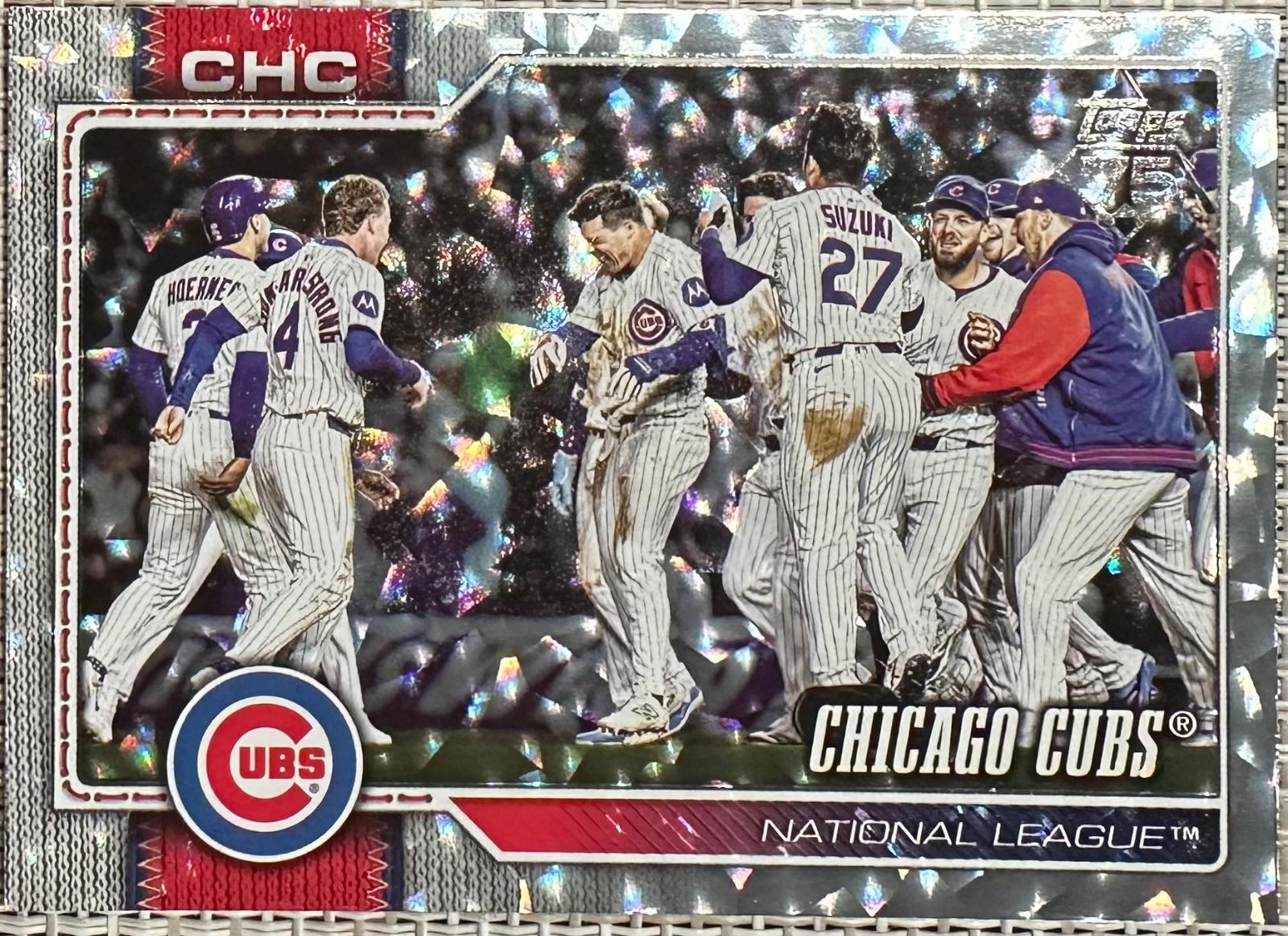 Chicago Cubs [Silver Crackleboard] #320