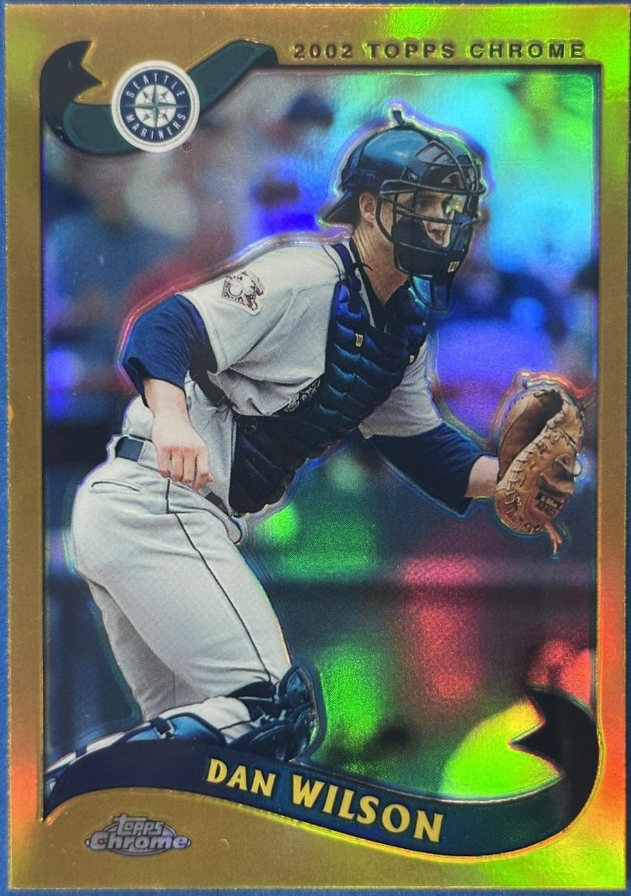 Dan Wilson [Gold Refractor] #112