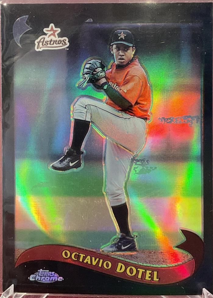 Octavio Dotel [Black Refractor] #536