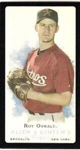 Roy Oswalt [Mini Black Border] #37