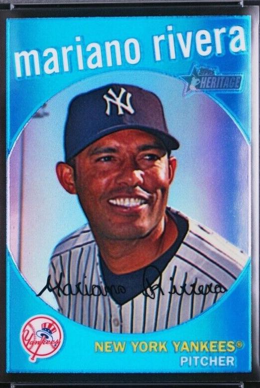 Mariano Rivera [Black Refractor] #C156