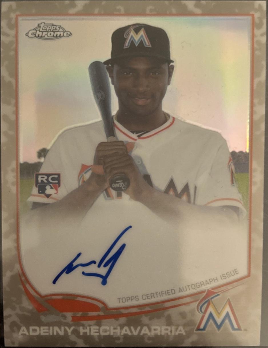 Adeiny Hechavarria [Camo Refractor] #116