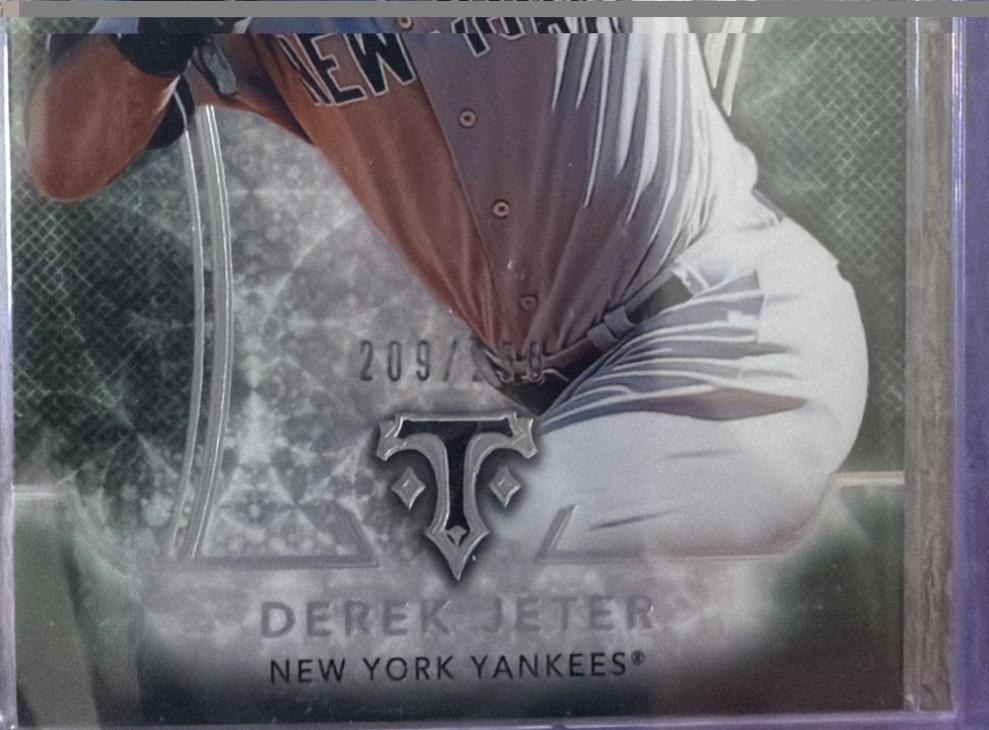 Derek Jeter [Emerald] #100