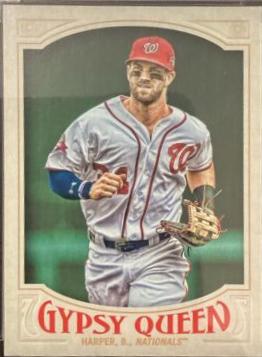 Bryce Harper [Jogging w/ Glove] #23