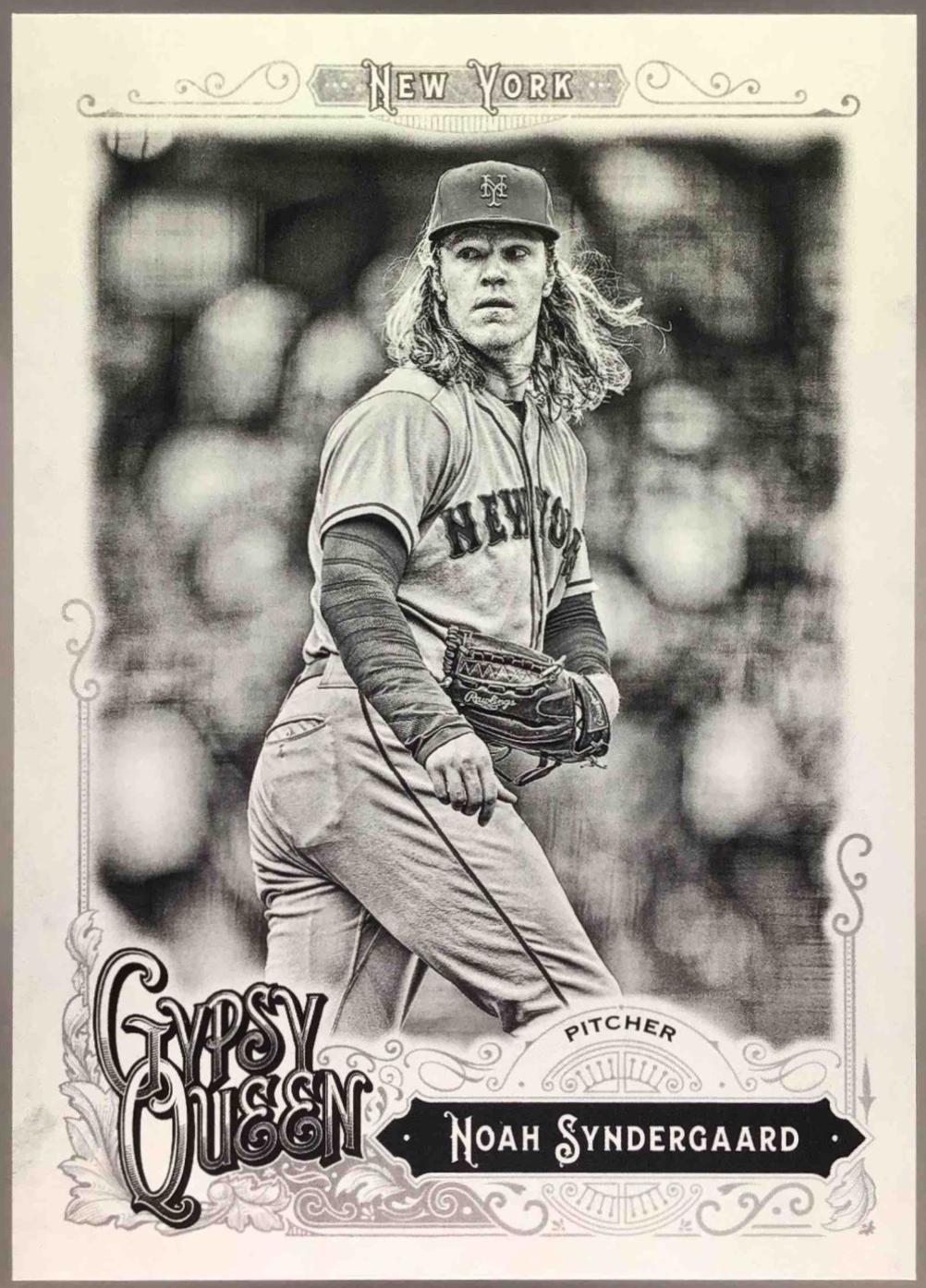 Noah Syndergaard [w/ Cap Black & White] #198