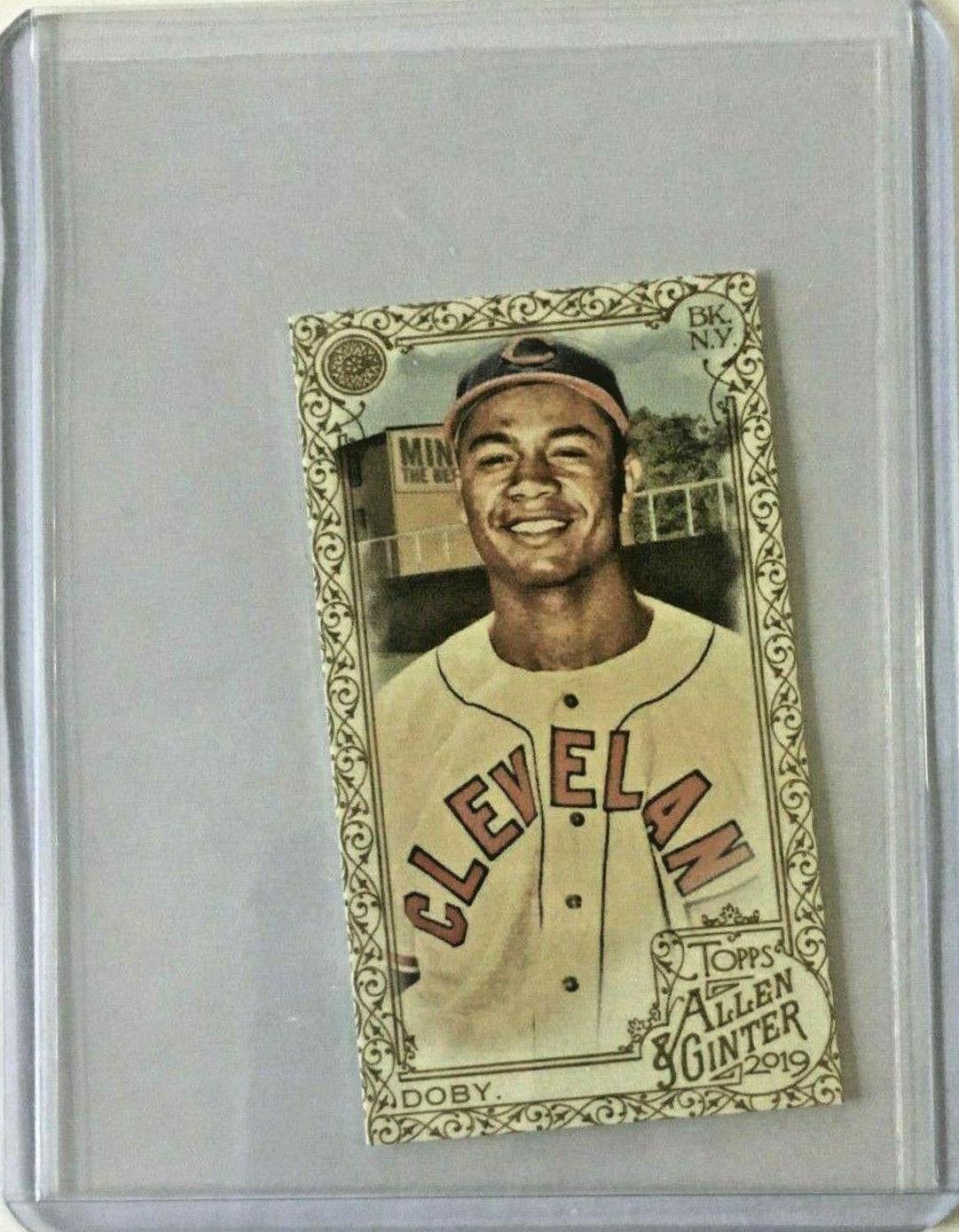 Larry Doby [Mini Gold] #359