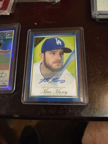 Max Muncy [Autograph Blue] #107