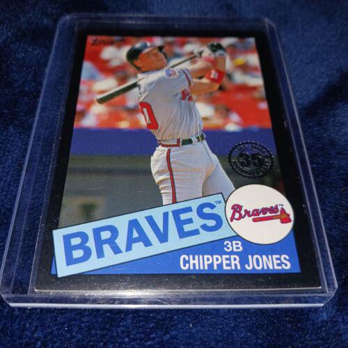 Chipper Jones [Black] #85-7