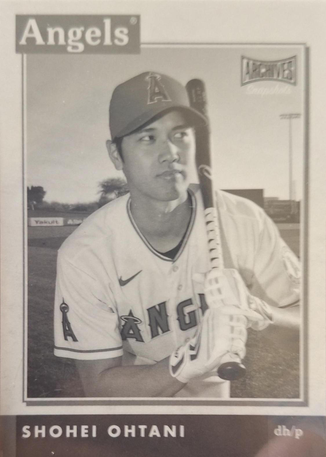 Shohei Ohtani Black And White Variant