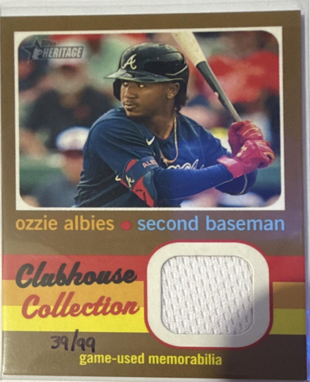 Ozzie Albies [Gold] #CCR-OA