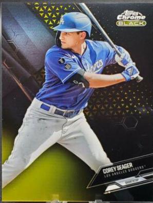 Corey Seager [Gold Refractor] #16