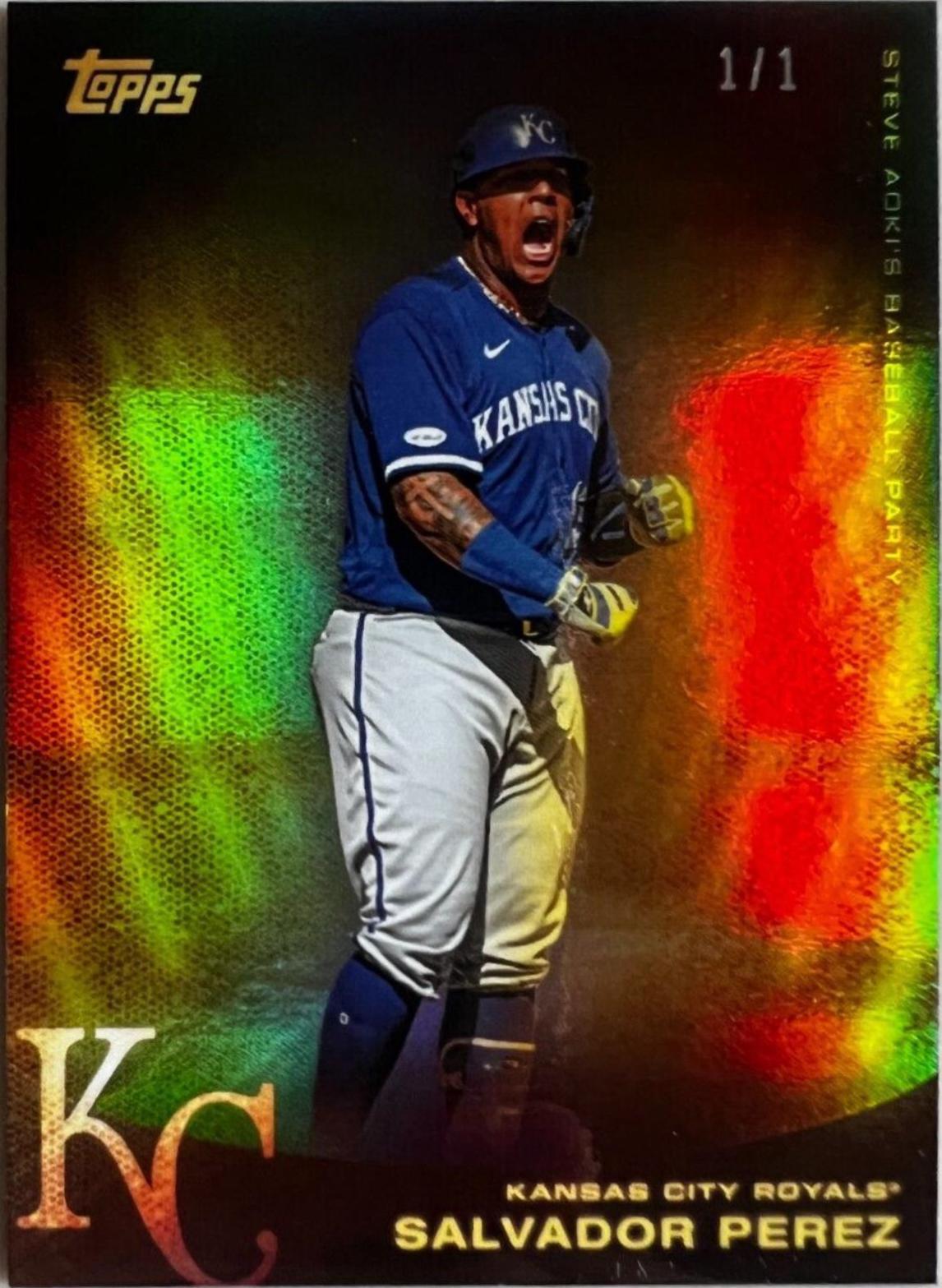 Salvador Perez [Yellow Glitter] #113