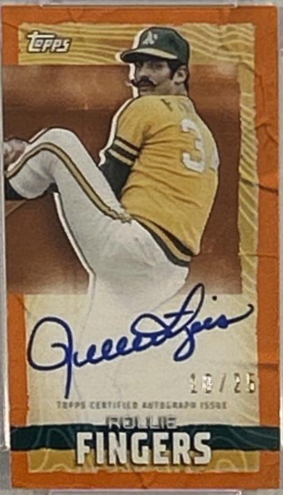 Rollie Fingers [Orange] #TRA-RF