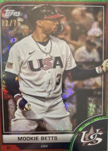 Mookie Betts [Green Sparkle] #33