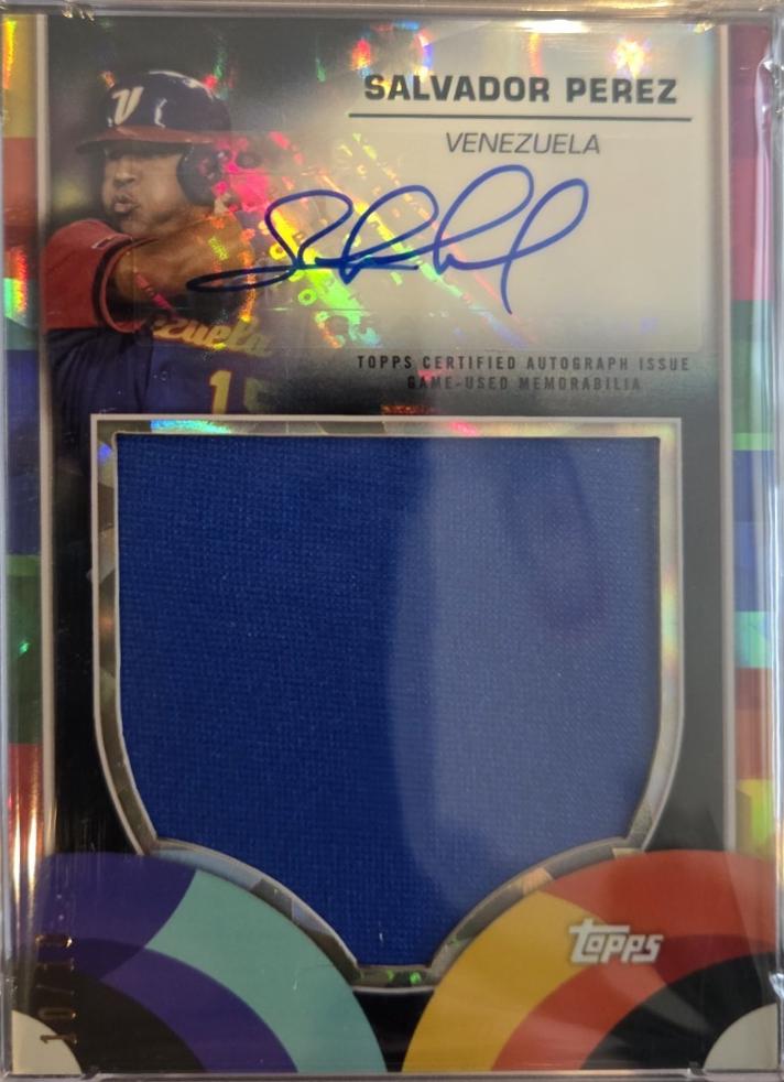 Salvador Perez [Black Difractor] #WBCRA-SP