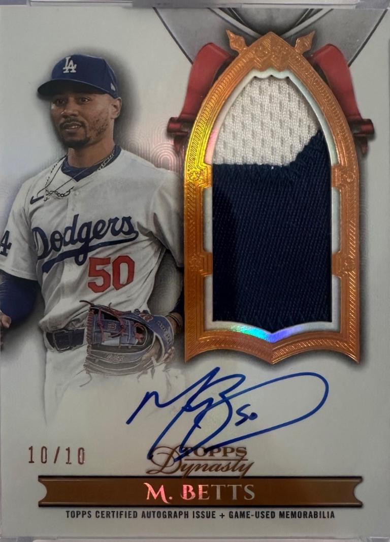 Mookie Betts [Autograph Patch Vertical] #DAP-MB2