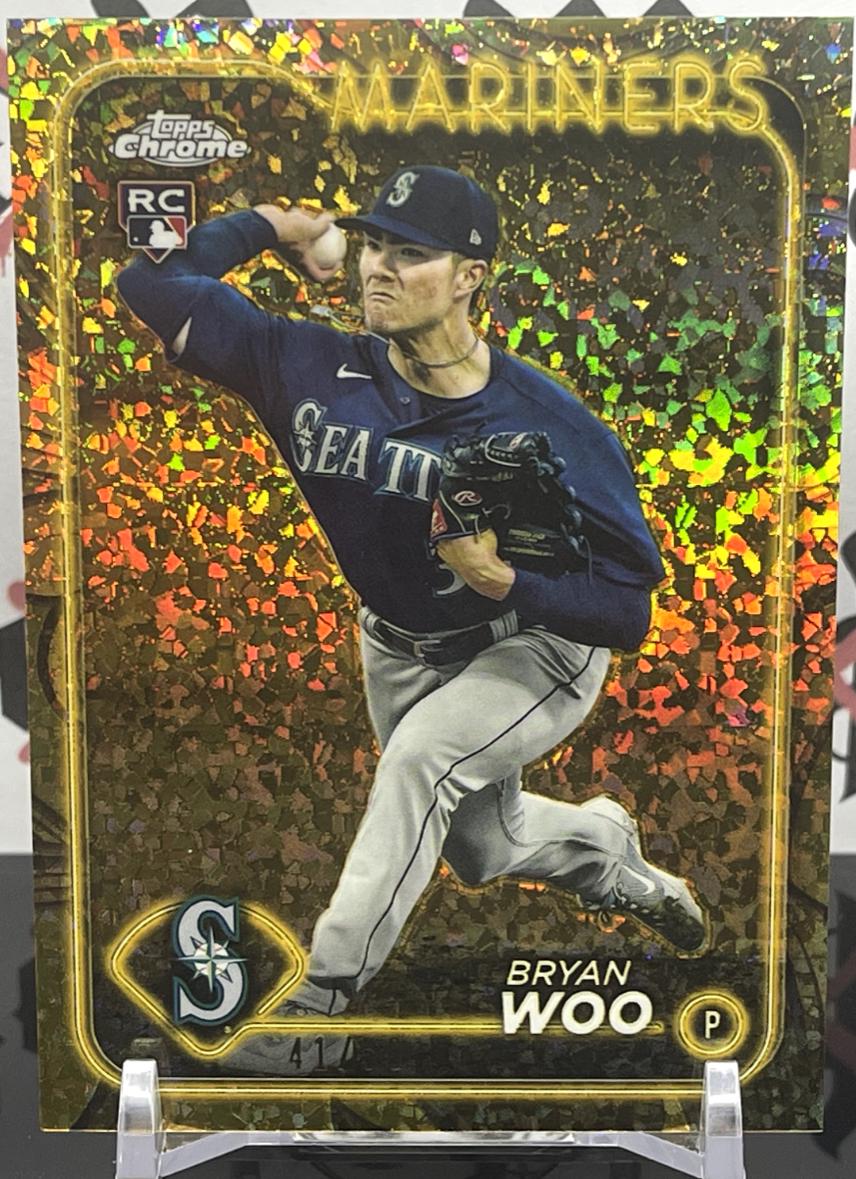 Bryan Woo [Gold Refractor] #74