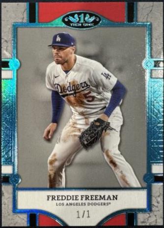Freddie Freeman [Holo Platinum Blue Foil] #44