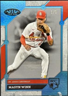 Masyn Winn [Holo Platinum Blue Foil] #77