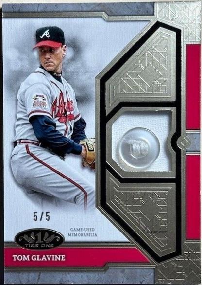 Tom Glavine [Button] #T1R-TG