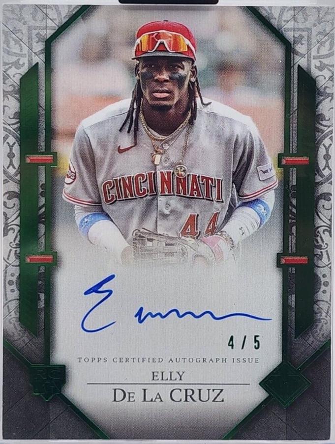 Elly De La Cruz [Emerald] #RSA-ED