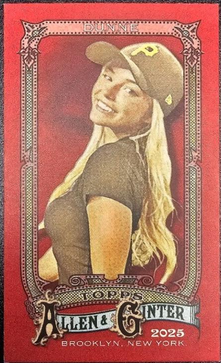 Livvy Dunne [Mini Red] #225