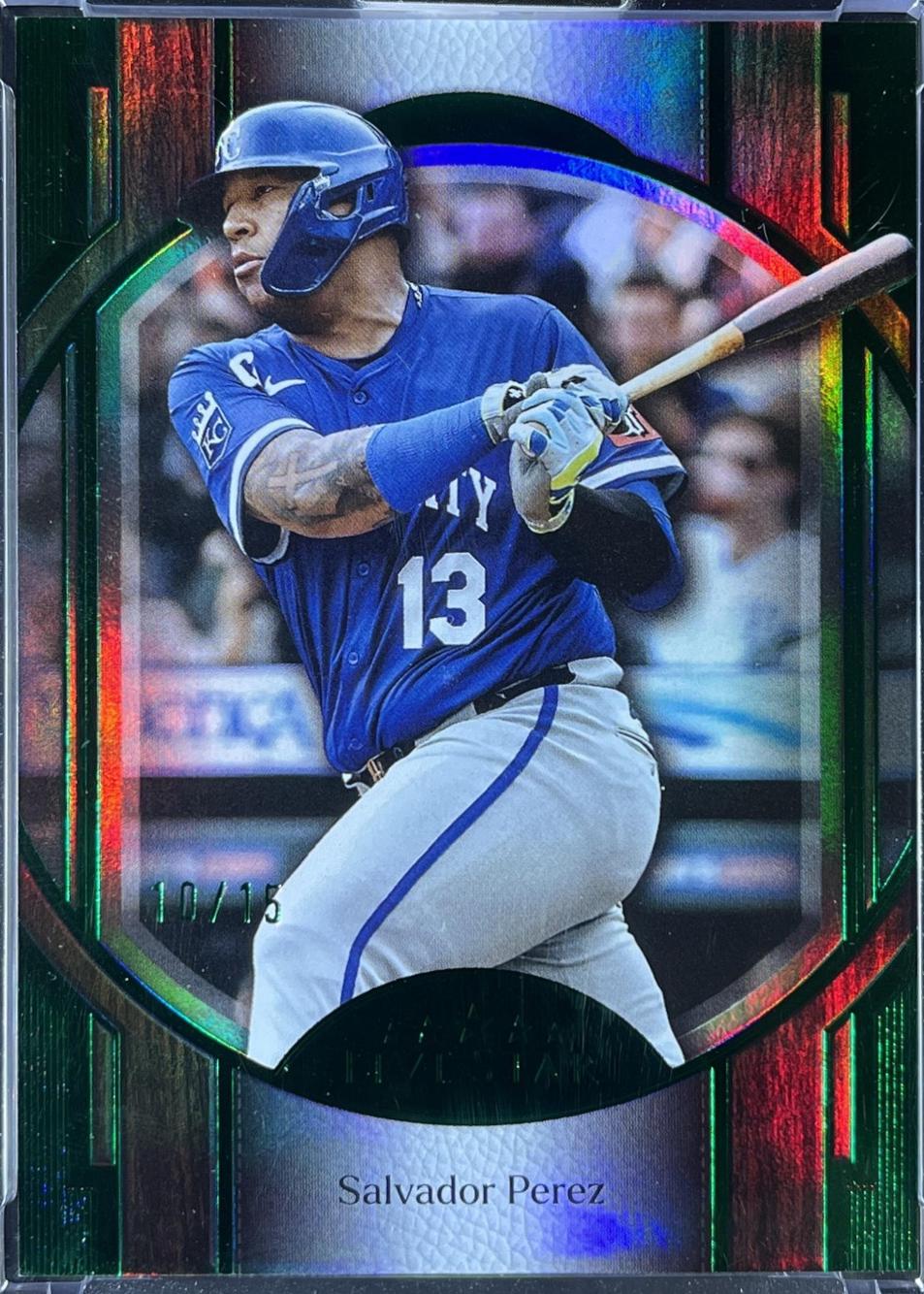 Salvador Perez [Emerald] #70